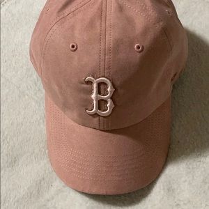Women’s pink hat